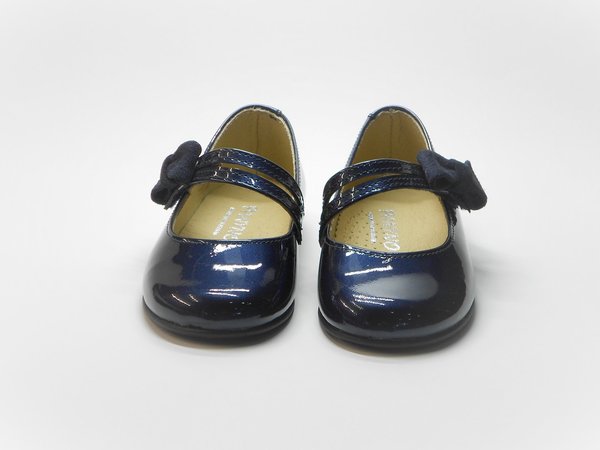 Zapatos de charol marino de niña Panyno